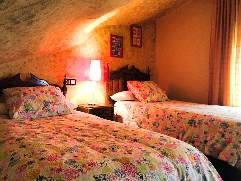 Casa Rural Cuevas Del Sol Setenil De Las Bodegas Екстер'єр фото